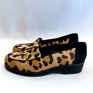 Donald J. Pliner platform animal print loafers. Size 7.5